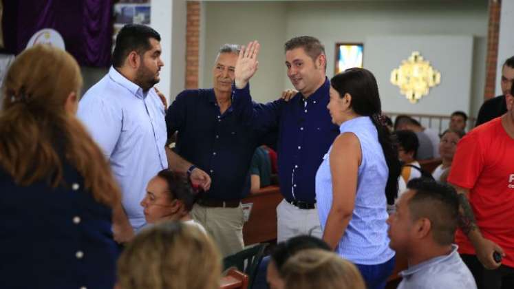 Leonardo Jácome lanzó oficialmente el proceso de recolección de firmas para ser candidato a la Alcaldía de Cúcuta./Foto Juan Pablo Cohen-La Opinión