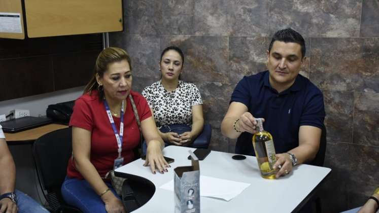 Secretaría de Hacienda adelanta brigadas encaminadas a detectar licores ilegales. /Foto: Cortesía.