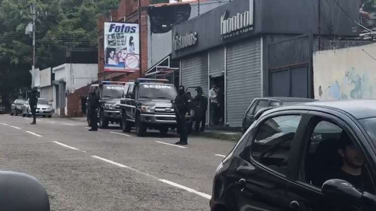 Local de ropa fue allanado el pasado viernes en San Cristóbal. Foto cortesía / La  Opinión 