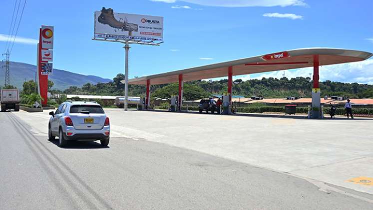 Terpel, con 2.005 estaciones en Colombia, dobla a su inmediato competidor Primax en venta de galones. Foto Archivo