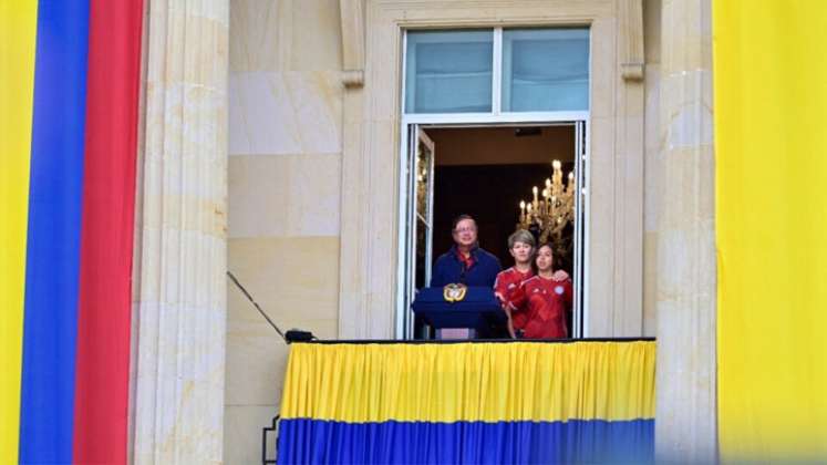 La primera vez que Petro salió al balcón del Palacio Presidencial fue el pasado 14 de febrero. / Foto archivo