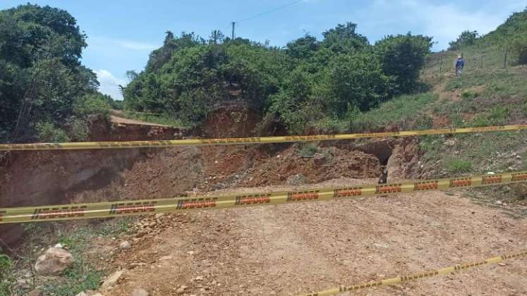 Un mes se cumple del deslizamiento de la carretera en San Cayetano