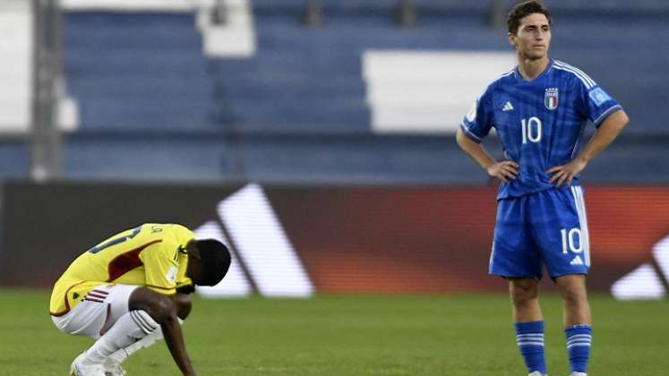 La selección juvenil de Colombia en una irregular presentación ante Italia cayó 3-1 en cuartos de final del Mundial Sub-20 de Argentina.