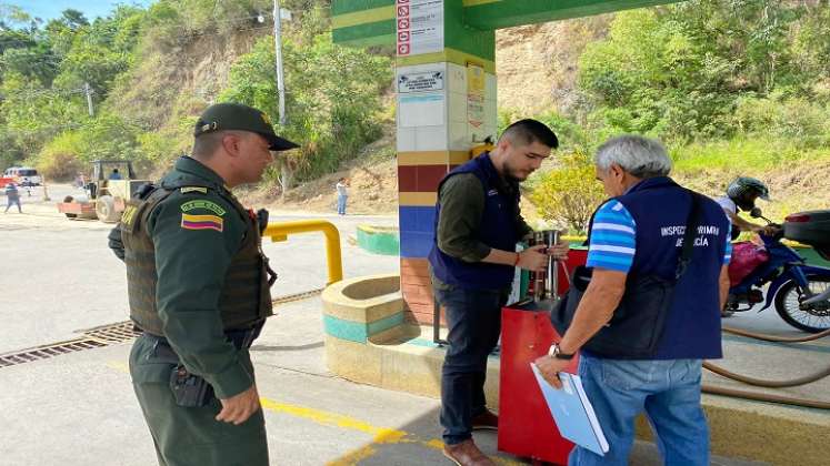 Operativos sorpresa adelantan las autoridades a las estaciones de combustible de Ocaña. / Cortesía.