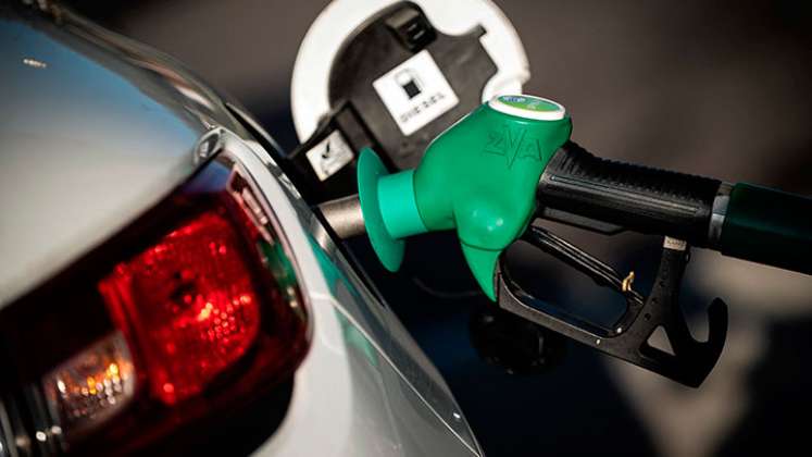 Una vez se alcance la meta con el precio de la gasolina, se comenzará a subir el precio del ACPM. Foto Archivo