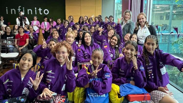35 niñas colombianas viajarán a la Nasa con el programa 'Ella es astronauta'