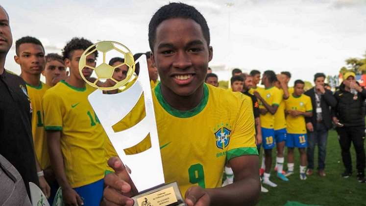 Endrick Felipe Moreira de Sousa, la estrella naciente de 17 años del Palmeiras, una de las sorpresas para enfrentar a Colombia.