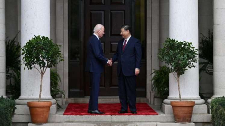 Joe Biden y Xi Jinping en foro APEC