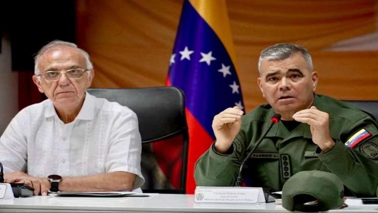 Ministros de la Defensa de Colombia y Venezuela suscriben nuevos acuerdos en San Antonio del Táchira. Fotos: Cortesía/ La Opinión 