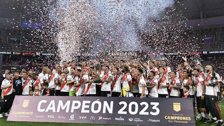  River Plate continúa llenando sus vitrinas de títulos, en el campeonato local.