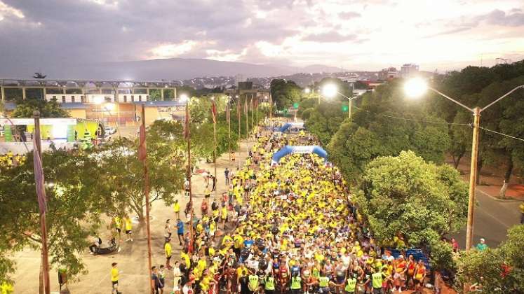 La sexta media maratón de Cúcuta tuvo una masiva participación de atletas.