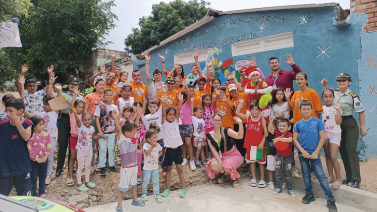 Niños, niñas y jóvenes del barrio Llanitos participaron en el programa 'Abre tus ojos'