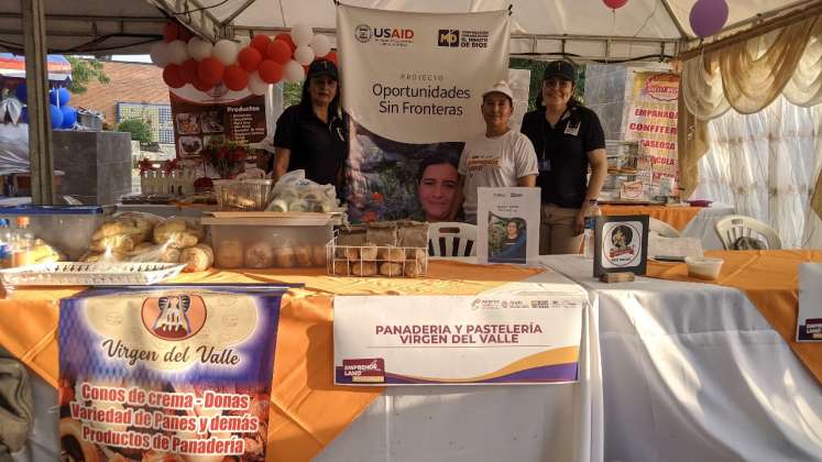 ¡Compra Local!: emprendimientos venezolanos y  colombianos muestran sus productos
