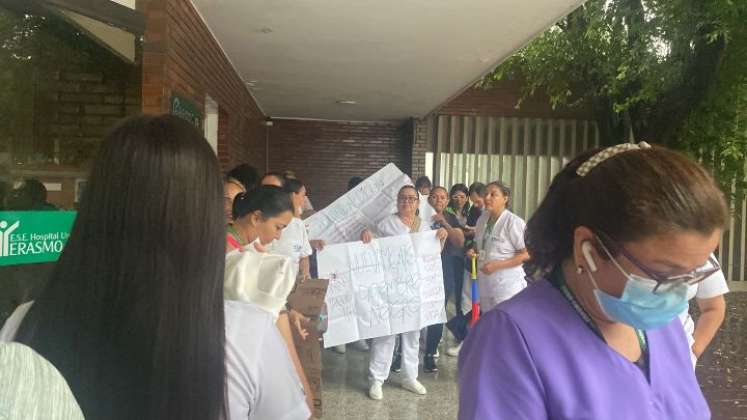 Protesta de los trabajadores asociados en el Hospital Erasmo Meoz/Foto La Opinión