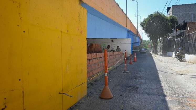 Según Corpocero, la construcción de este espacio no representa peligro alguno para el puente./ Fotos Jorge Gutiérrez / La Opinión