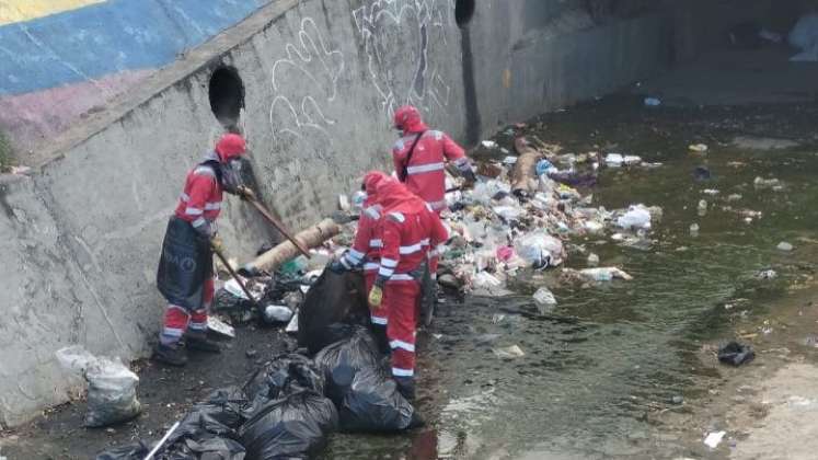 El canal Bogotá es uno de los sitios más contaminado por la presencia de basura/Foto cortesía