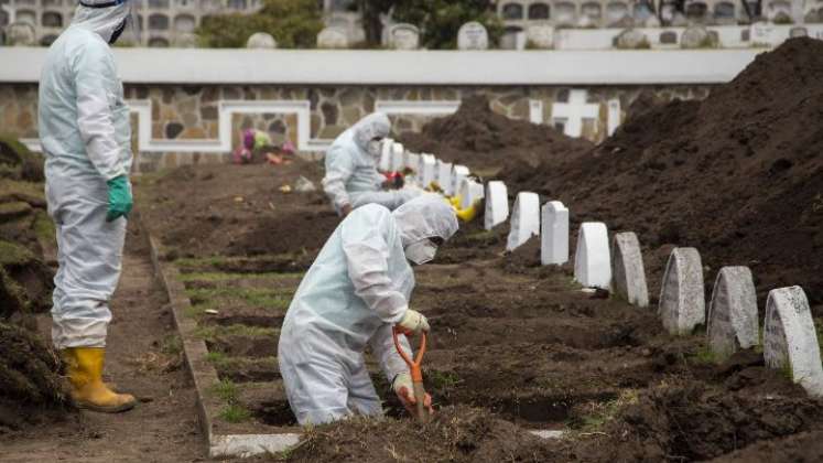 Los entierros en la pandemia fueron muy complejos por las medidas de bioseguridad/Foto archivo