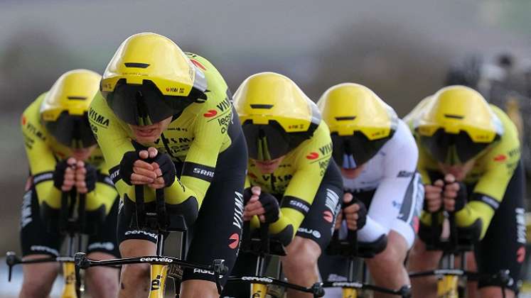 El equipo Visma-Lease sorprendió en la contrarreloj con súper moderno casco en la clásica París-Niza.