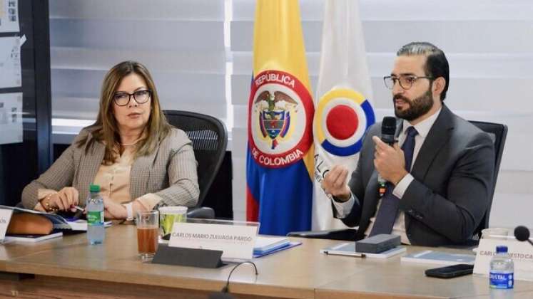 Reunión entre Fiscalía, Contraloría y Defensoría por presuntas irregularidades de 18 EPS