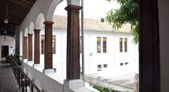 1999: Se decide como la nueve sede de la Biblioteca al antiguo Hospital San Juan de Dios.