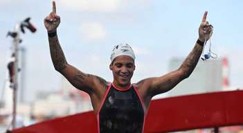 La nadadora brasileña Ana Marcela Cunha se consagró en la natación de aguas abiertas de los Juegos Olímpicos de Tokio 2020.