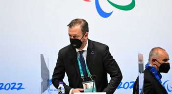 Andrew Parsons, presidente del Comité Paralímpico Internacional (IPC), dio el sí a los atletas rusos.